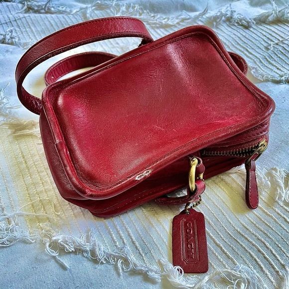 VINTAGE COACH CAMERA Bag Red Leather Shoulder Crossbody Handbag Purse H5C- 9973 - Picture 4 of 16